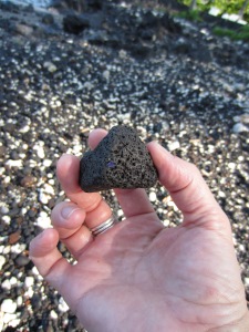 Kealakekua Bay - Black and White beach basalt 